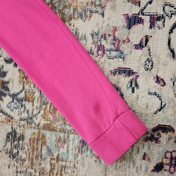 Calvin Klein Jeans Pink Girl's Hood, size Large (12/14) - Picture 3 of 9